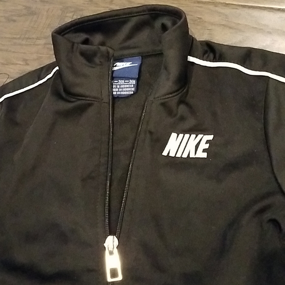 Nike bundle - Picture 3 of 3